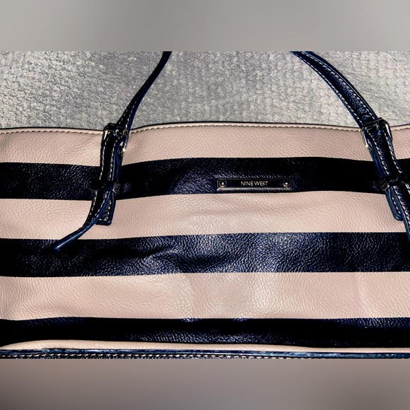 Nine West large tote purse - Picture 1 of 4